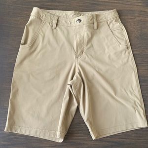 Lululemon Commission Short - 10” khaki